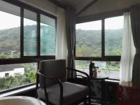 聽(tīng)荷豪華大床房2